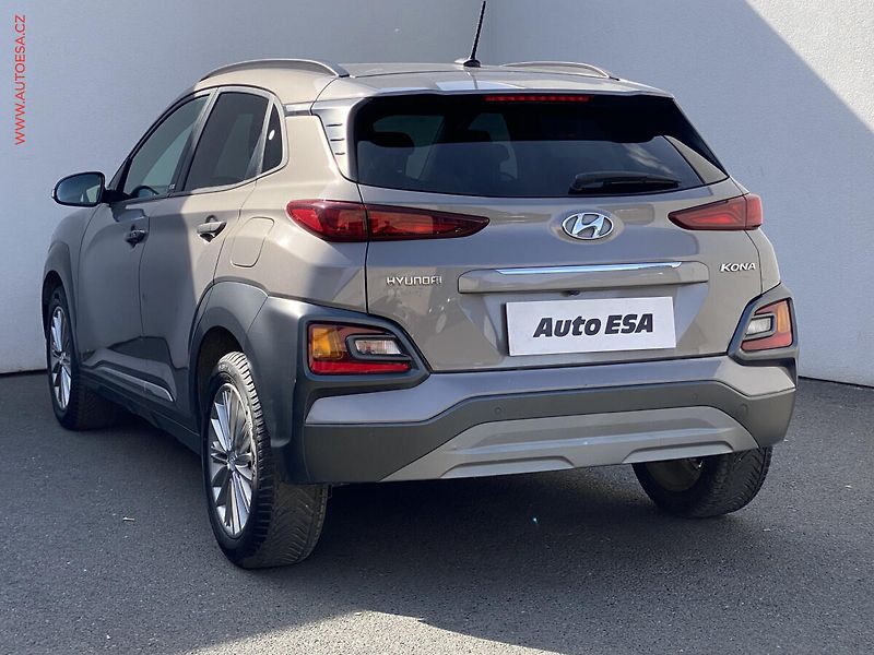 Hyundai Kona (2018) 1.0 T-GDi, Navi, kamera - fotka 6 z 20