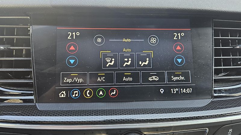 Opel Insignia (2022) 2.0 CDTi 128kW Elegance AT8 - fotka 22 z 28