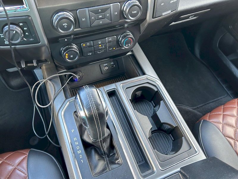 Ford F-150 (2015) XLT - fotka 18 z 20