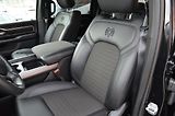 Dodge RAM (2022) 1500 BIGHORN 5.7 V8 HEMI 4x4  - náhled 25