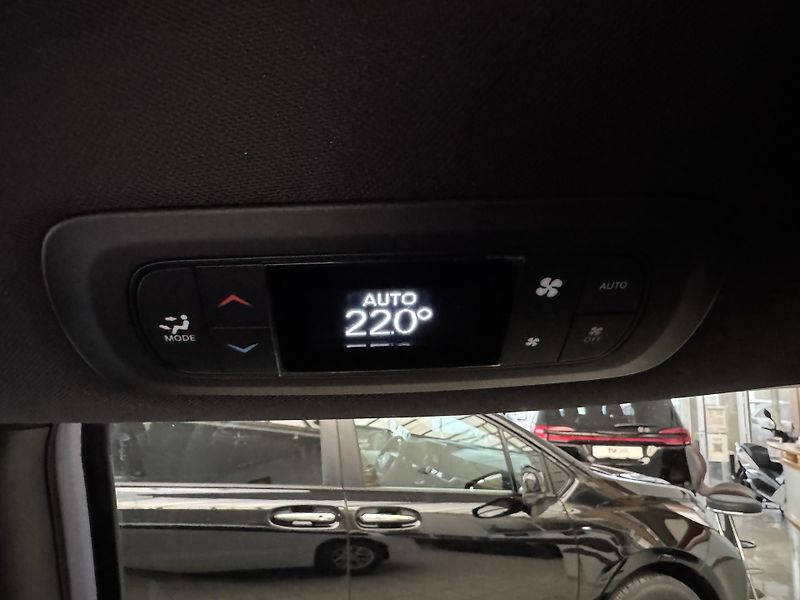 Chrysler Pacifica Grand Caravan SXT - fotka 52 z 57