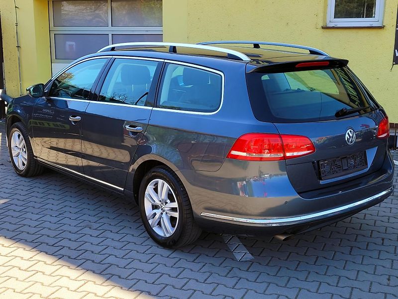 Volkswagen Passat TSi HIGHLINE,málo najeto  - fotka 12 z 51
