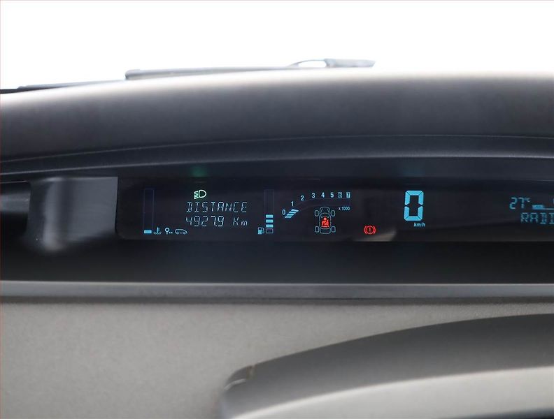 Renault Scénic (2009) 1.6 16V, ČR,1.maj, slušný stav - fotka 9 z 15
