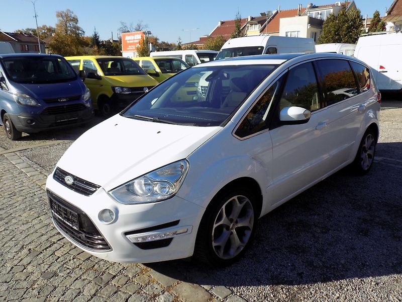 Ford S-MAX 2,0  TDCI 103KW TITAN FACELIFT - fotka 17 z 47