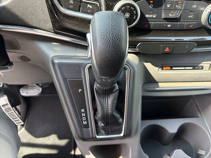 Ford Tourneo Custom (2019) L1 Titanium 136kW Aut. ZÁRUKA - fotka 13 z 19