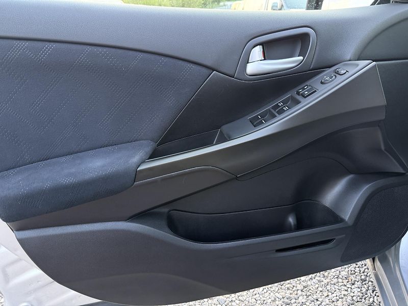 Honda Civic 1.3i-VTEC 73kW ČR - fotka 14 z 17