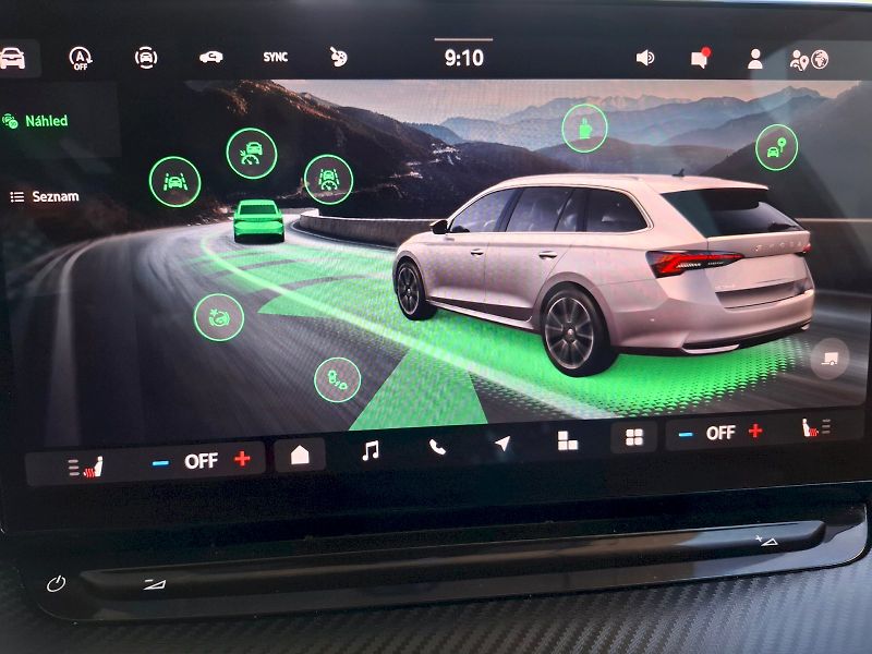 Škoda Octavia (2025) Combi SPORTLINE 1,5 TSI M-HEV - fotka 24 z 30