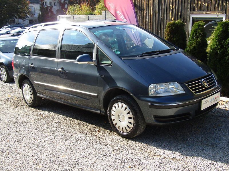 Volkswagen Sharan (2004) 1.9 TDI 85kW 7 SEDADEL - fotka 7 z 35