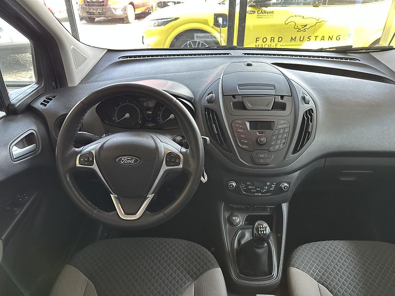 Ford Tourneo Courier Trend 1.0 EcoBoost 100k man. - fotka 12 z 21