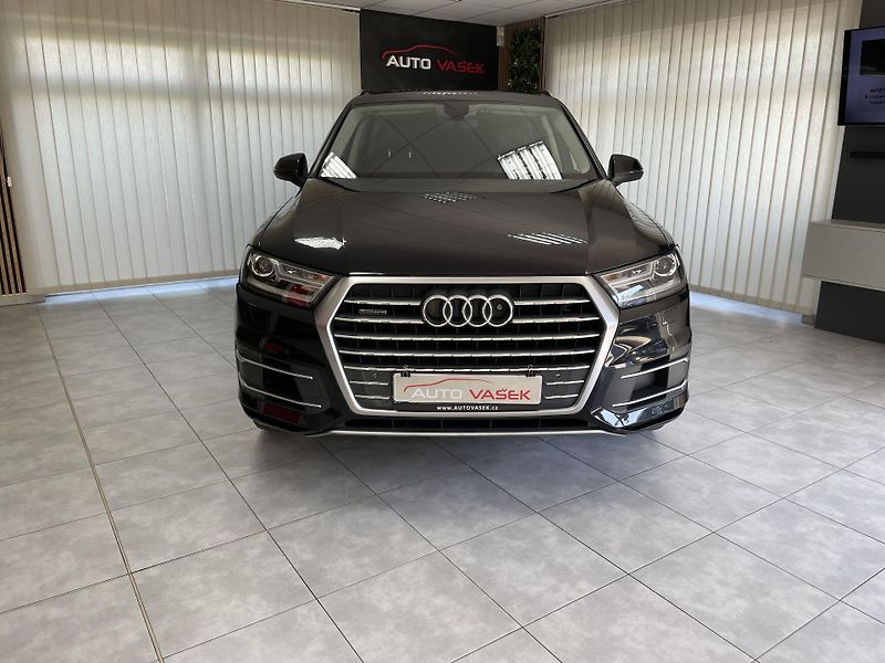 Audi Q7 3.0TDi 4x4 AT KŮŽE TZ HEAD-UP  - fotka 4 z 31