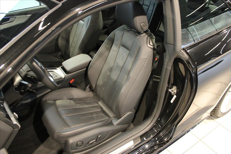 Audi A5 Coupé 40 TDi quattro S Line AC - fotka 10 z 35