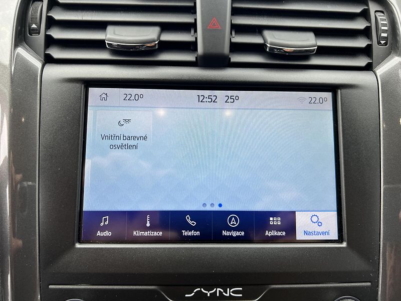 Ford Mondeo (2019) 2.0TDCi*110KW*Kamera - fotka 24 z 39
