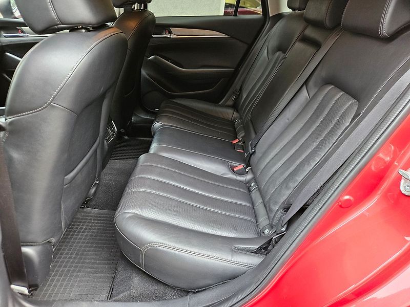 Mazda 6 2,5i SKYACTIV-G,Revolution Top - fotka 29 z 35