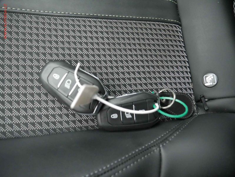 Peugeot 2008 (2020) 1.5HDI, 1.maj,ČR, servis - fotka 18 z 18