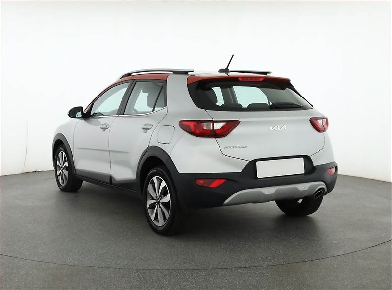 Kia Stonic (2023) Exclusive 1.0 T-GDI, EXCLUSIVE - fotka 4 z 19