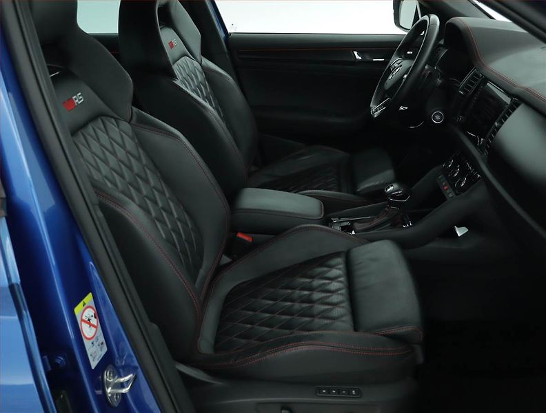 Škoda Kodiaq (2023) RS 2.0 TSI - fotka 9 z 18