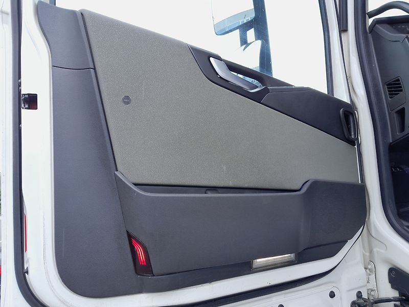 Volvo FH 460 I-Safe LowDeck - fotka 11 z 40