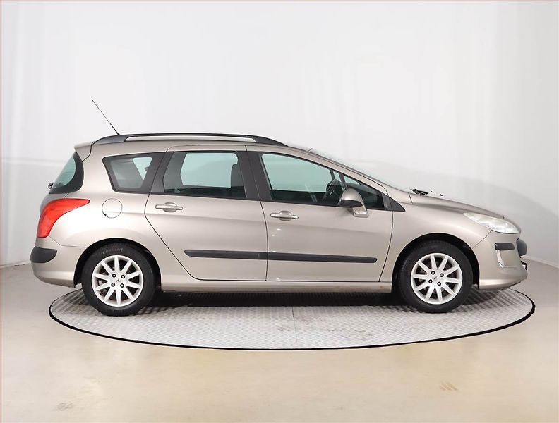 Peugeot 308 (2010) 1.6 VTi, Serv.kniha - fotka 6 z 17