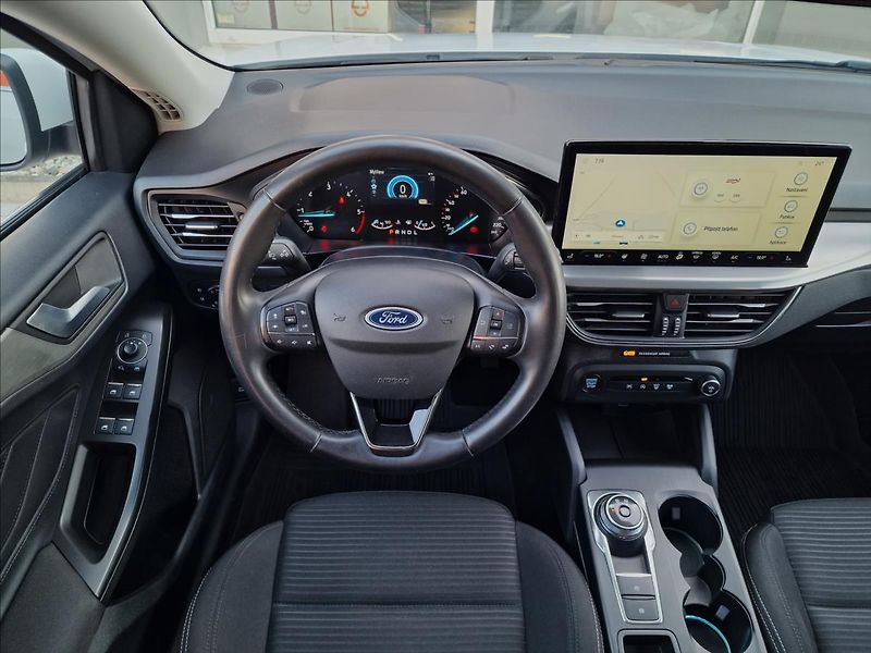 Ford Focus 1.5 TDCi Titanium, ČR, 1.Maj. - fotka 12 z 50