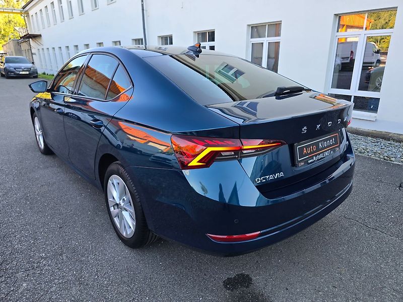 Škoda Octavia 1.4TSi 150kW iV DSG KAMERA - fotka 5 z 46