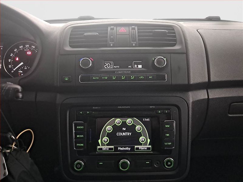 Škoda Fabia (2010) Elegance 1.2 TSI, Serv.kniha - fotka 12 z 19