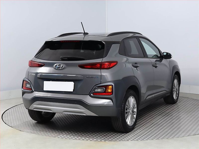 Hyundai Kona (2019) Style 1.0 T-GDI, ČR,1.maj - fotka 5 z 17