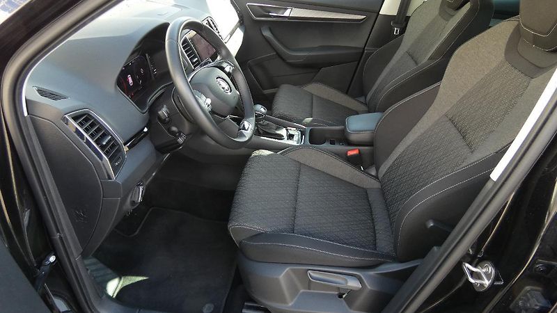 Škoda Karoq 1,5 TSI DSG Style - fotka 19 z 24