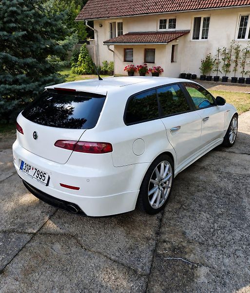 Alfa Romeo 159 (2010) Turismo Internazionale - fotka 18 z 21