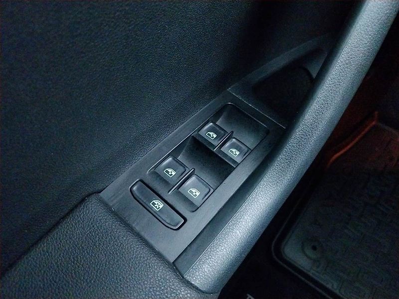 Škoda Octavia (2018) Style 1.4 TSI, Serv.kniha - fotka 17 z 20