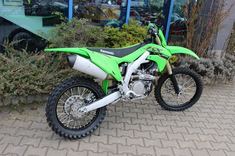 Kawasaki KX 450 F (2022) 2022 - fotka 6 z 10
