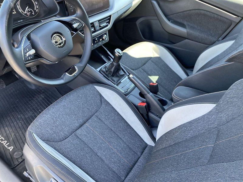 Škoda Scala (2022) 1,5 TSI Style - fotka 6 z 33