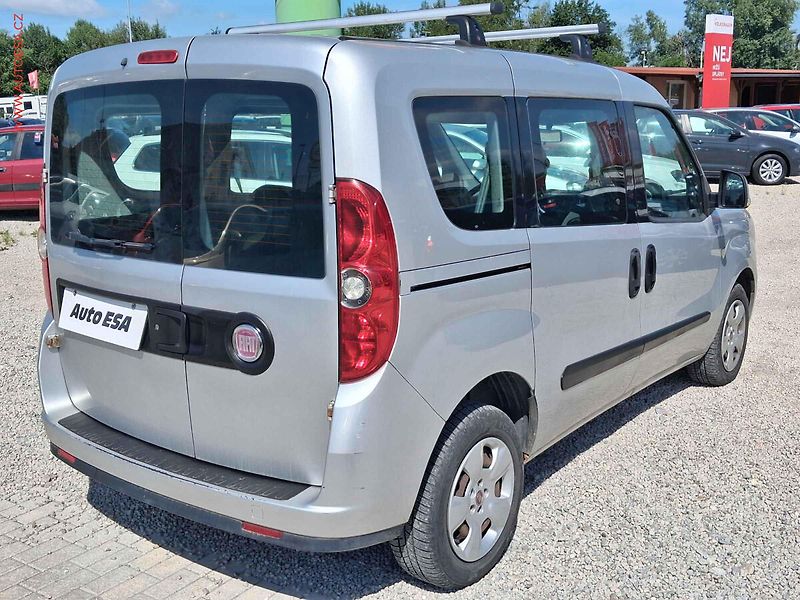 Fiat Dobló (2012) 1.3JTD, 2.maj,ČR - fotka 4 z 17
