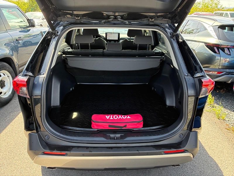 Toyota RAV4 (2023) COMFORT 2.5 HYBRID 131kW 4WD  - fotka 6 z 11