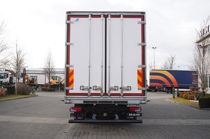MAN TGX (2024) 26.400 6x2 chlaďák EURO 6 - fotka 3 z 22