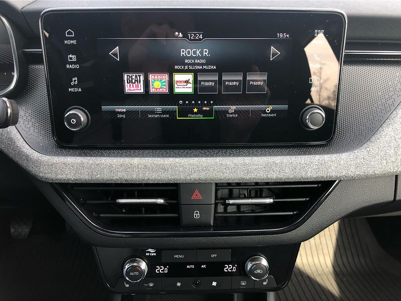 Škoda Scala 1.0 TSi SELECTION - fotka 20 z 28
