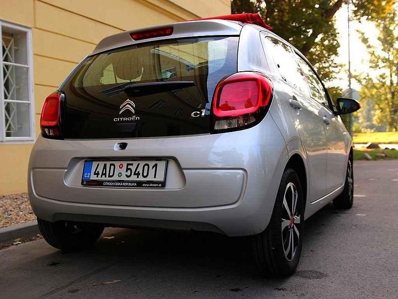 Citroën C1.