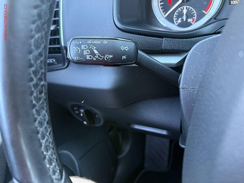 Škoda Karoq (2017) 1.5 TSi, ČR, Ambition, DSG - fotka 12 z 21