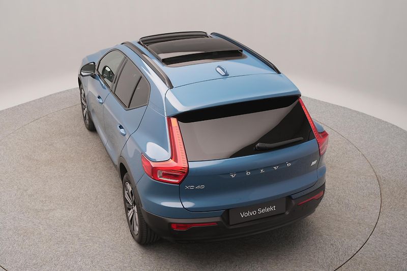 Volvo XC40 T4 RECHARGE ULTIMATE AUT - fotka 14 z 51