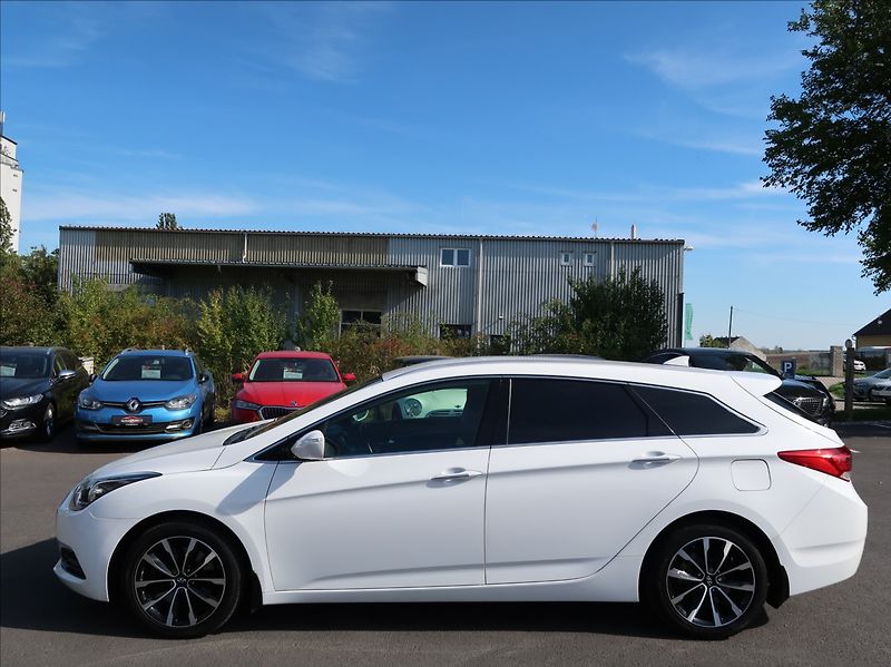 Hyundai i40 1,7 CRDi,104kW,1majČR,automat - fotka 6 z 25