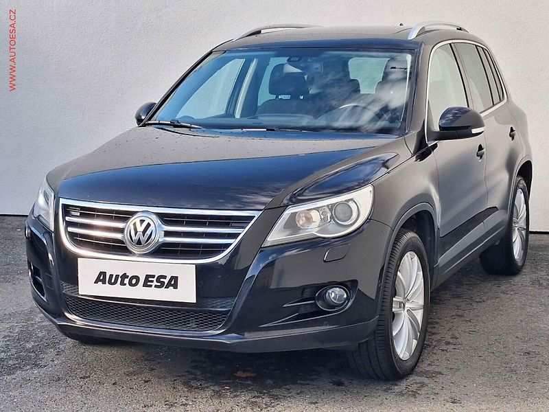 Volkswagen Tiguan (2011) 2.0 TDi 4x4, Team, bixen - fotka 3 z 19