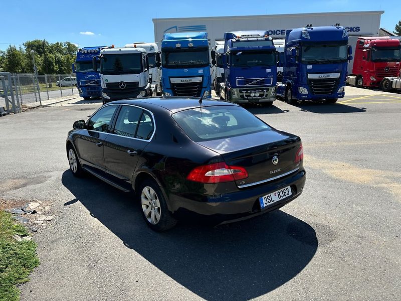 Škoda Superb II 2,0TDi - fotka 8 z 18