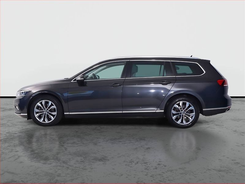 Volkswagen Passat (2021) 2.0 TDI - fotka 3 z 23