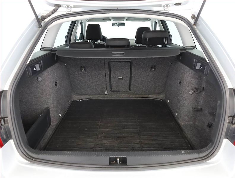 Škoda Octavia (2016) 1.6 TDI, Tempomat - fotka 12 z 12