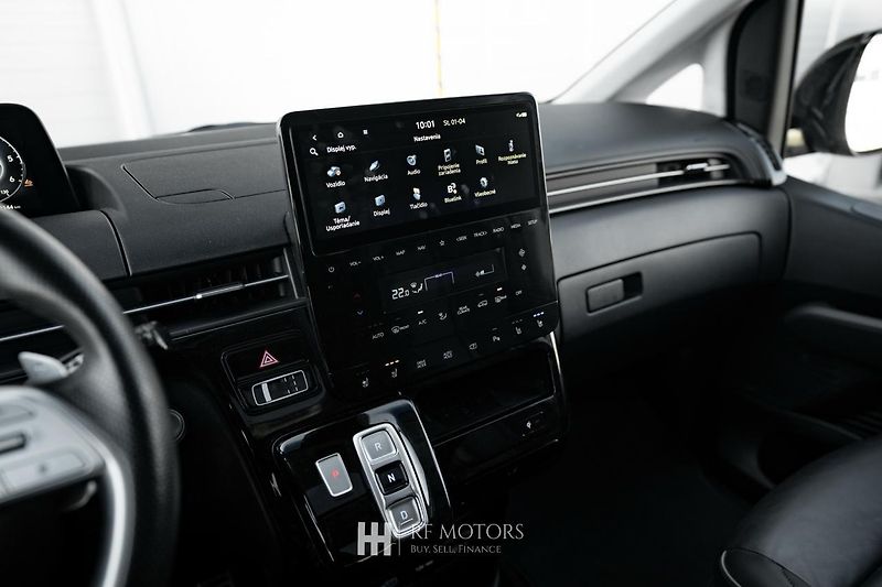 Hyundai Staria (2023) 2.2 CRDi Luxury 4x4 130kW - fotka 51 z 54