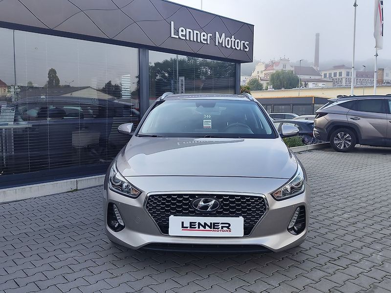 Hyundai i30 1.4 T-GDI/103kW Style DCT - fotka 2 z 33