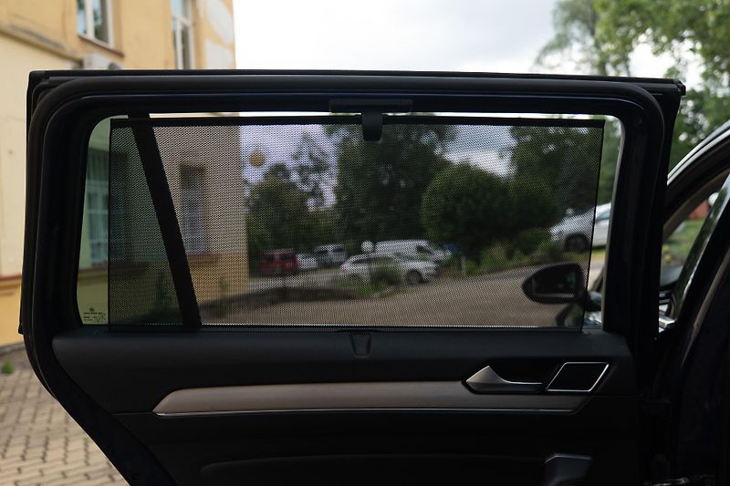 Volkswagen Passat 162kW Alltrack DCC NezTop 360 - fotka 17 z 42
