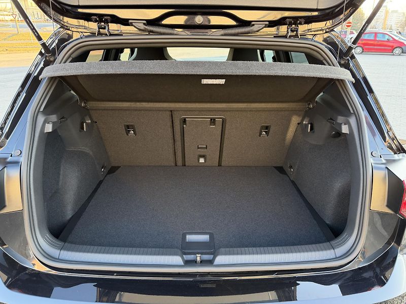 Volkswagen Golf GTD 2,0 TDi/147kW - DSG,Matrix - fotka 67 z 85