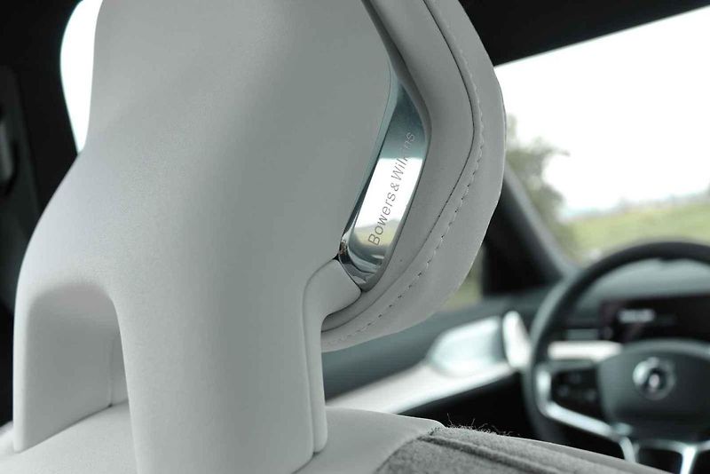 Volvo EX90 je největším SUV v nabídce značky.