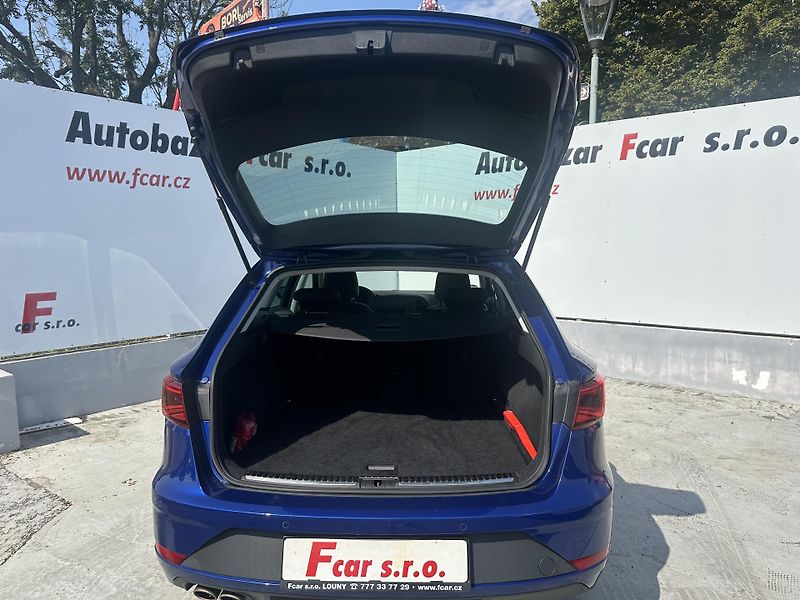Seat Leon (2019) 1.5 TSI Virtual, ser.historie - fotka 11 z 36