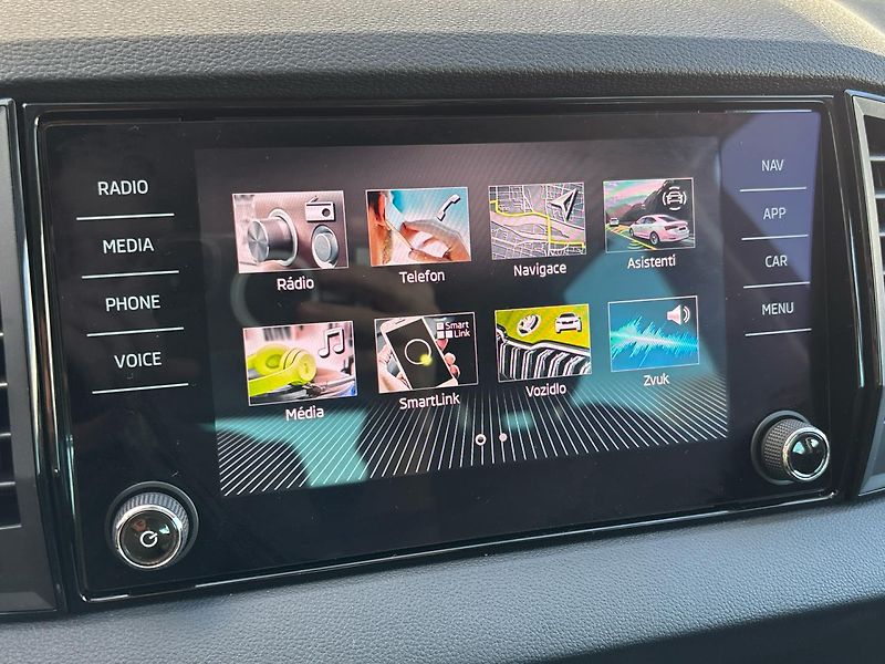 Škoda Karoq Selection - fotka 24 z 26